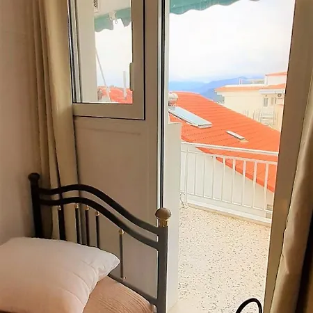 Mondo Cosseri * Ακράτα