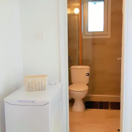 Mondo Cosseri * Ακράτα