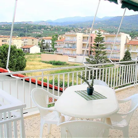Apartment Mondo Cosseri Akrata